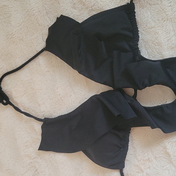 Black one Piece swimsuit - Picture 3 of 5